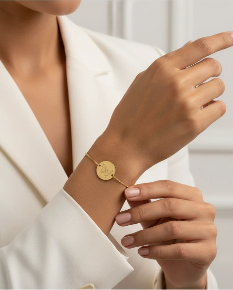 Pulsera de Oro con Medalla mariposa grabada